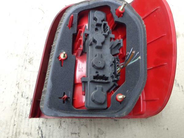 FEU ARRIERE GAUCHE VW - Vue 2